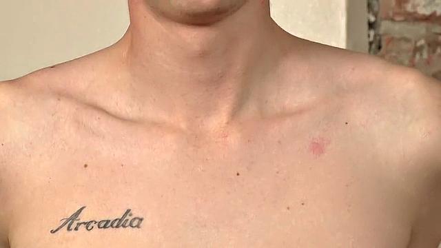 Бедный Скотт скачет от удовольствия! - Скотт Уильямс