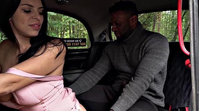 Kira Queen Cums on a Black Cock