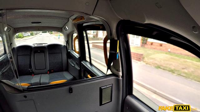 Texas Patti rides in the UK