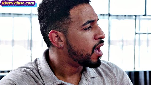 Cute blonde babe pussybanged