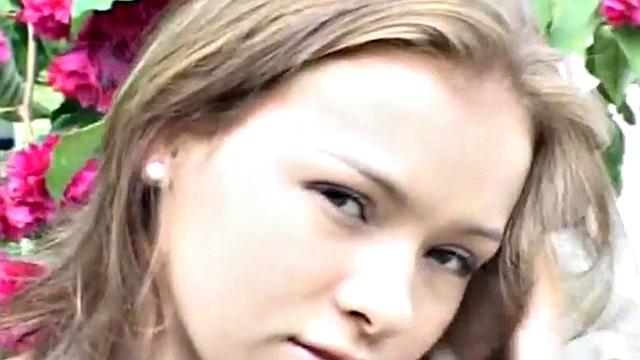 A blonde teen rub her clit in the great outdoors