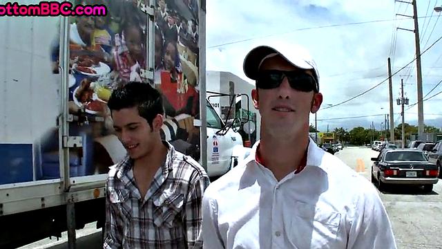 Nubian amateur public fucked after outdoor BJ in threesome