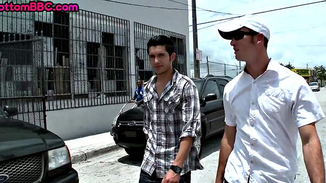 Nubian amateur public fucked after outdoor BJ in threesome