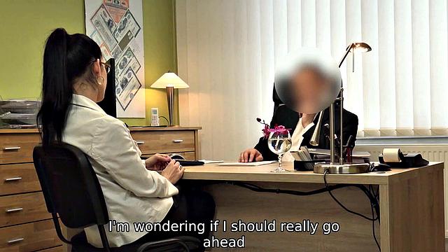 VIP4K. Hottie needs new musical instruments so she has a sexy session