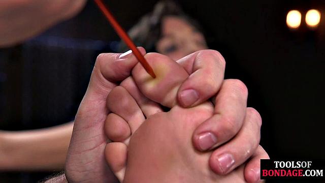 Mouthgagged naughty spreads