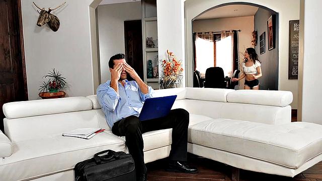 Petite Pussy Of All Natural Jasmine Grey Gets Deeply Impaled On a Hard Cock