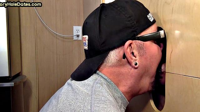 Cum-loving gloryhole DILF sucks cock in homemade video