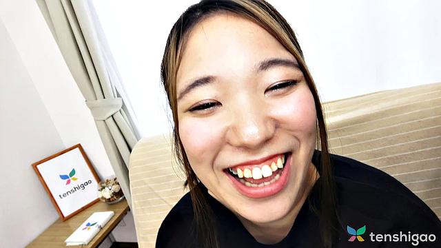 Alice Tukishima comes to visit for her first shoot