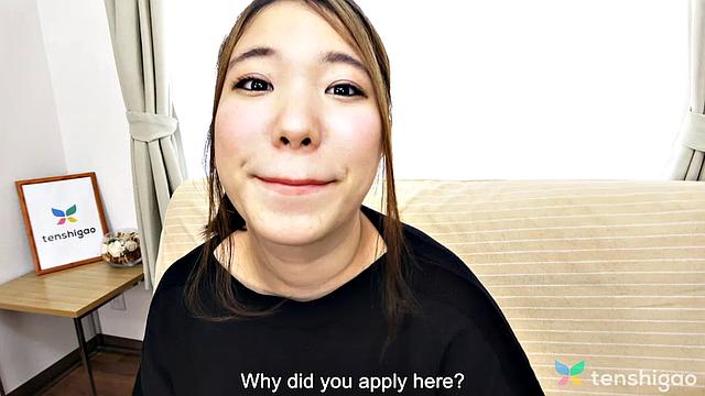 Alice Tukishima comes to visit for her first shoot