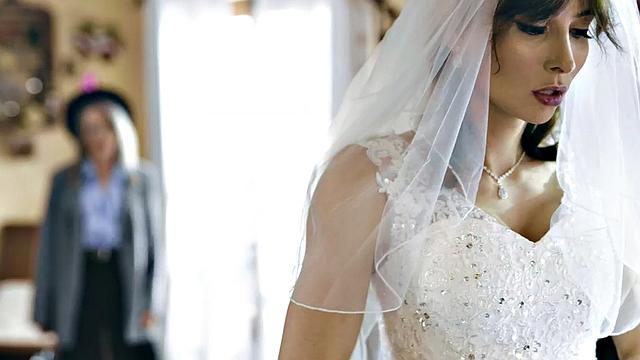 Trans honey lets her inked GF ride her cock in missionary