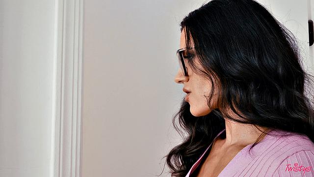 Nerdy Roomie Is A Freak