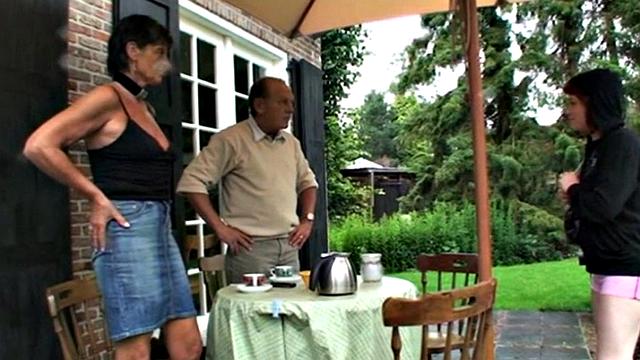 Teen slut sucks then fucks oldie