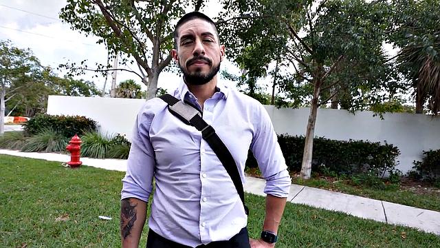 amateur dude fucks gay stud in public van outdoor