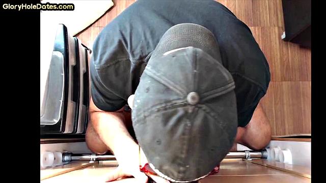 amateur caught by camera in gloryhole