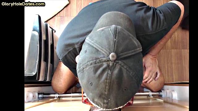 amateur caught by camera in gloryhole