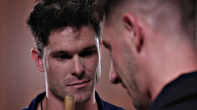 Девин Франко жадно принимает член высокого красавца Джордана Старра