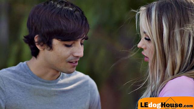 Cute beauty in slowburn fuck