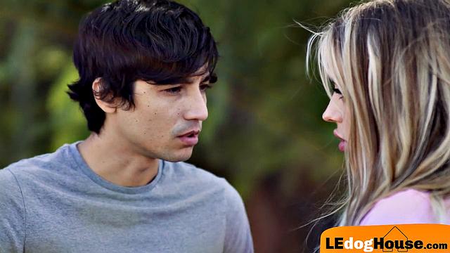 Cute beauty in slowburn fuck