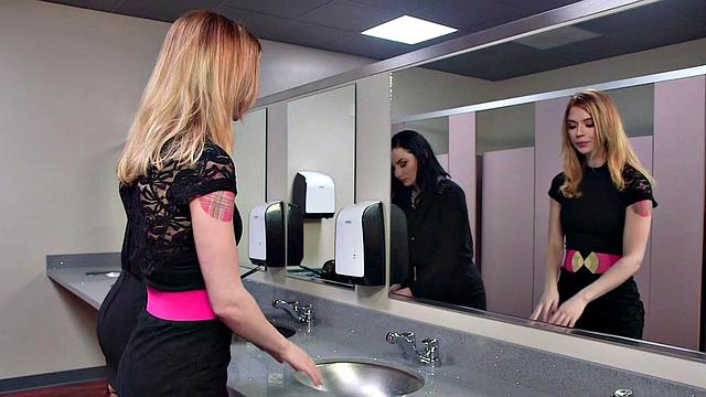 Lesbian domination with toy and strapon anal fucked