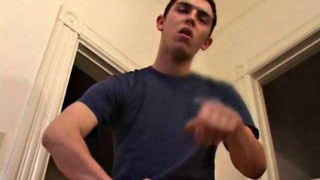 Super Shooter Brady Walker is always big and in charge. Well, his dick is at least. Brady works his magic on his cock and gets ready to cum.
