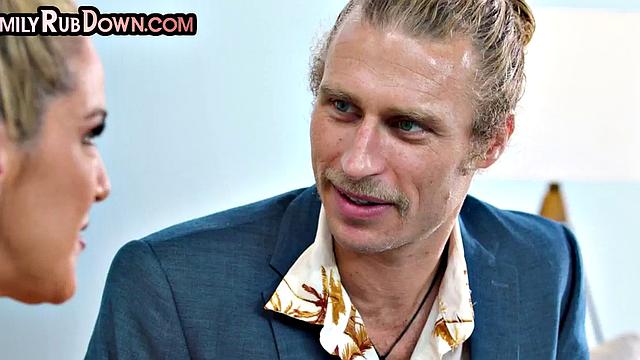 Stepmom in 3some with daughter