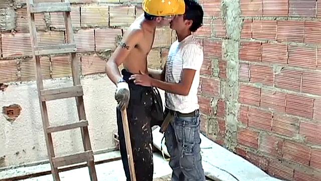 Manuel spots a shirtless young construction worker and hopes he can intice the gorgeous boy to fuck his Latin ass. Alfredo can see what the boy wants and makes it clear he's up for a break from his labors.