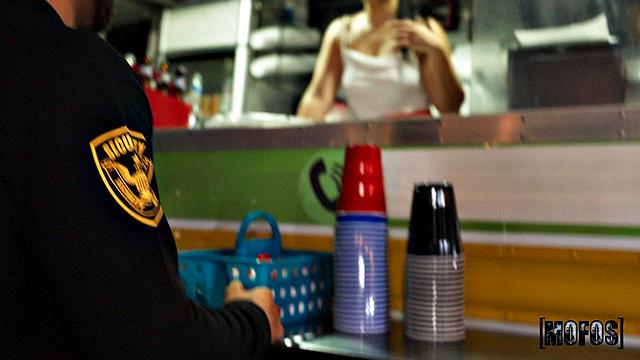 монника сьерра разносит вагину в фургоне с джонни лавом