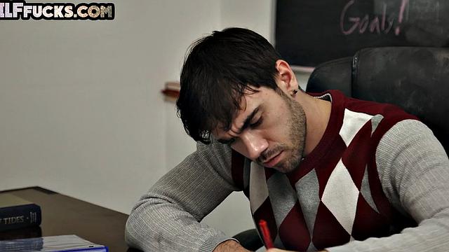 Big-titted GILF banged in her hairy pussy in classroom