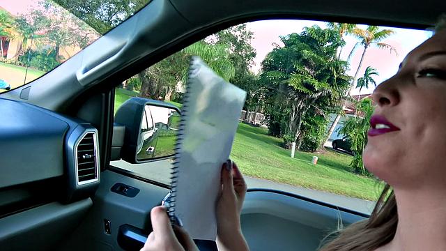 Watch this hot chick give a road-headhandjob and blowjob in a car