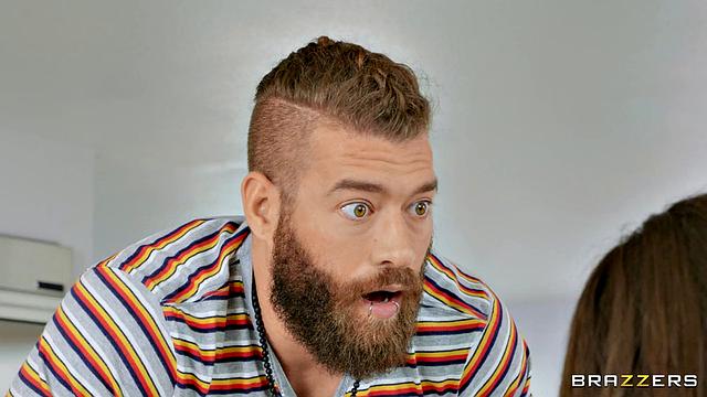 She Likes Cock In The Kitchen