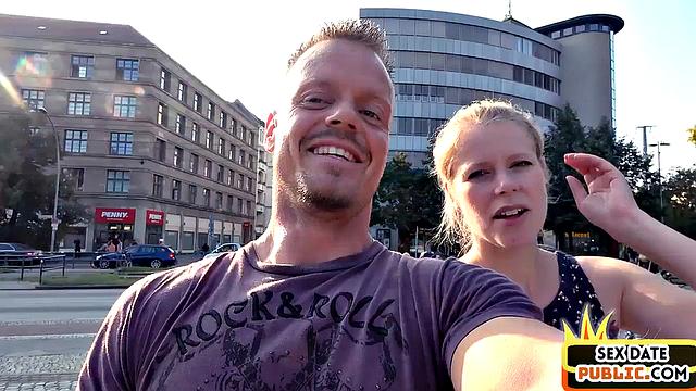 Blonde amateur cockbouncing outdoors