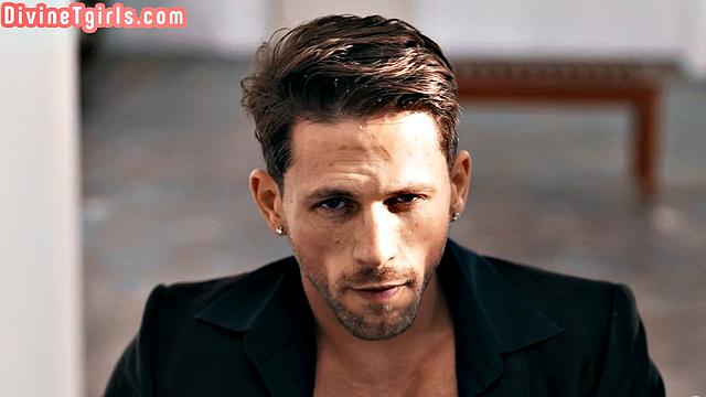 Tattooed big ass trans buttfucked by lover