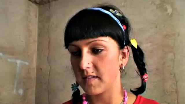 Naive teen bangs old soldier in reverse with her tits & shaved pussy