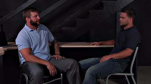 Anal loving jock gets fucked by tattooed BF in ass