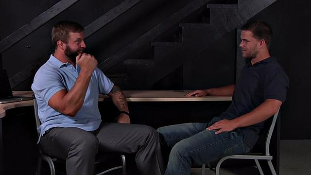 Anal loving jock gets fucked by tattooed BF in ass