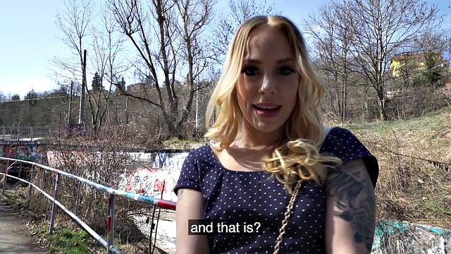 Nympho bigbooty girl fucked outdoors by big white dick