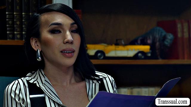 My boss wants me to fuck her wet asshole