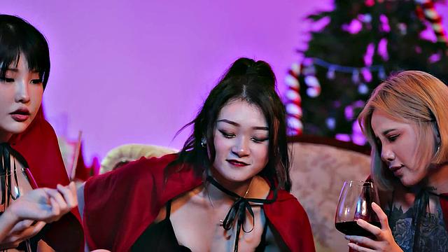 Yuli Is The Little Red Riding Hood And Rides The Hunter's Dick