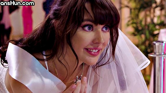 Trans hun pussyfuck bride and her toying BFF in threesome