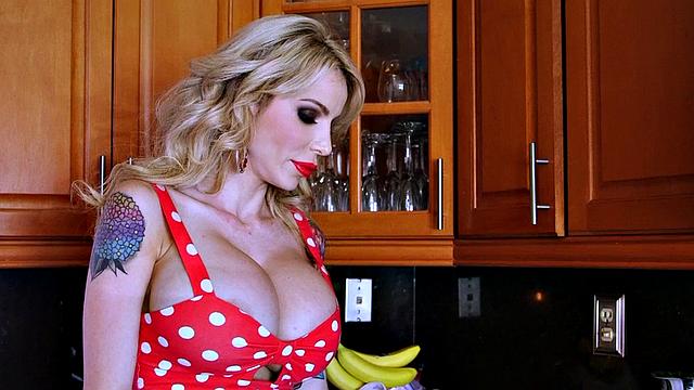 Danielle Derek: Coffee, Tea or Me?