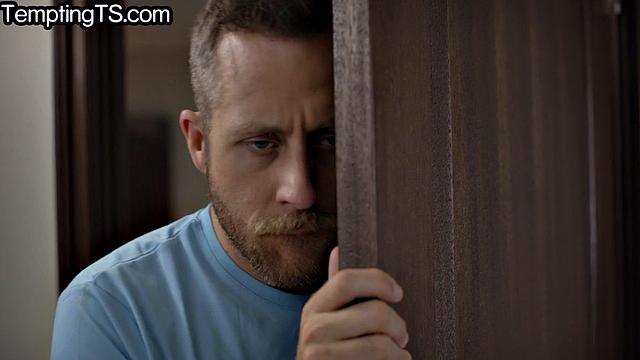 Big-titted trans blondie gets buttfucked by boyfriend