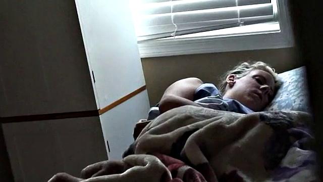 Blonde gets her tits out under the sun