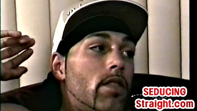 Vintage Black Bf 1st time tries anal in homemade action