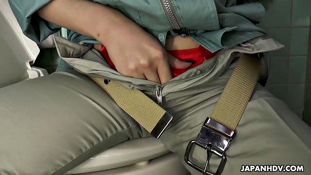 Maki Koizumi works as a cleaning staff and fucks a man in a public toilet