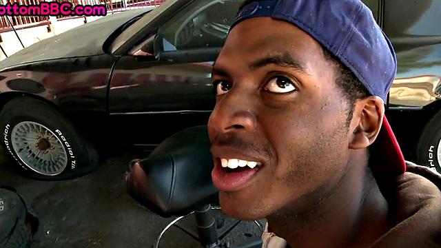 Rough anal session given to black thug