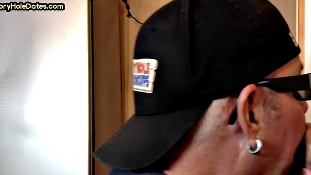 Gloryhole amateur goes bottom after giving BJ session