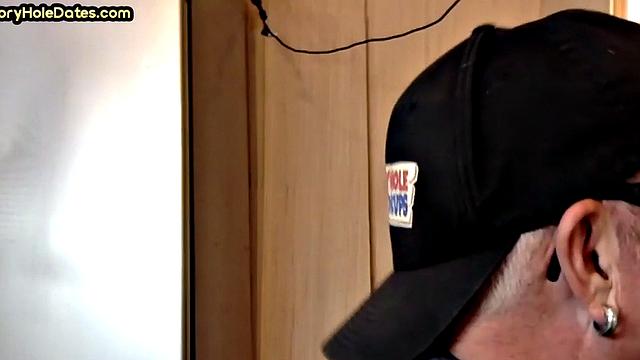 Gloryhole amateur goes bottom after giving BJ session