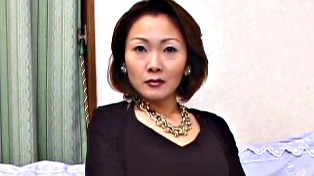 Solo Asian enjoys masturbation