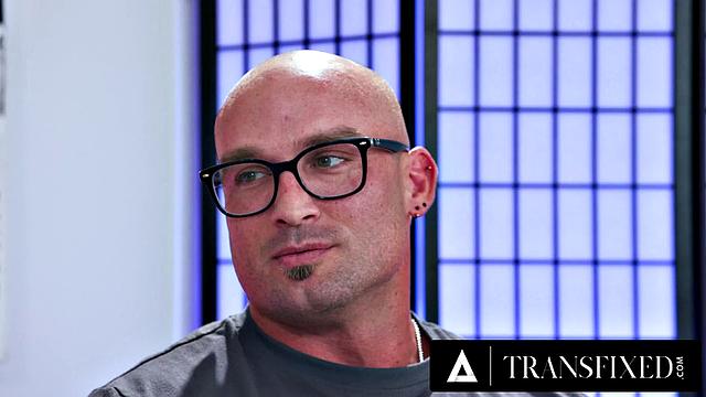 TRANSFIXED - Babe Jesse Pony Gets CREAMPIED By Haven Rose During 3-Way With Their Boyfriend