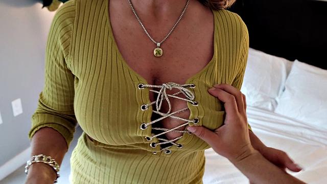 Wendy Raine and her big tits